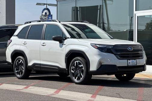 White Pearl 2026 Subaru Forester Hybrid Premium