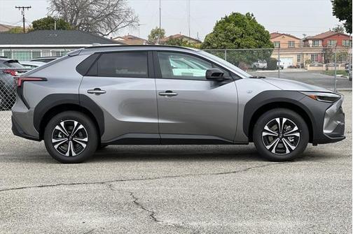 2025 Subaru Solterra Premium