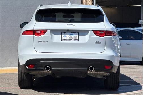 2018 Jaguar F-PACE 35t Prestige