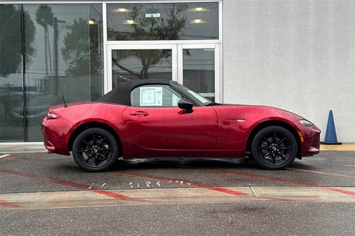 2019 Mazda MX-5 Miata Sport