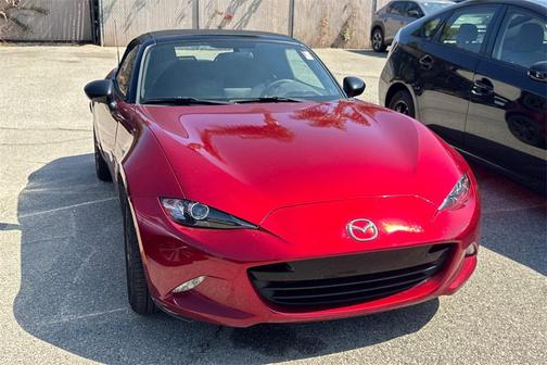 2019 Mazda MX-5 Miata Sport