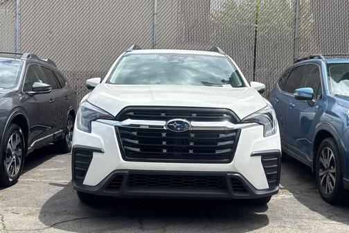 Crystal White Pearl 2023 Subaru Ascent Premium 7-Passenger