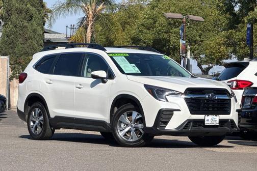 Crystal White Pearl 2023 Subaru Ascent Premium 7-Passenger