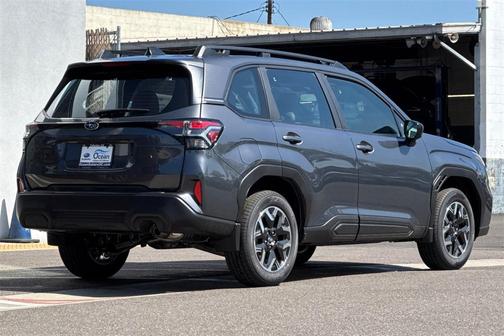 2025 Subaru Forester Base