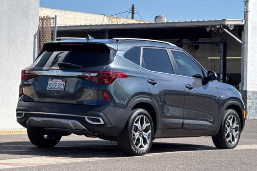 2023 Kia Seltos EX