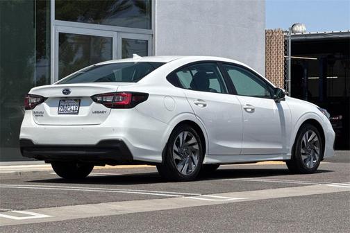 Crystal White Pearl 2024 Subaru Legacy Limited