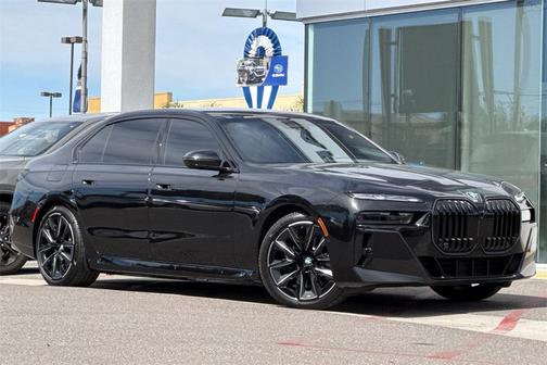 2025 BMW i7 xDrive60