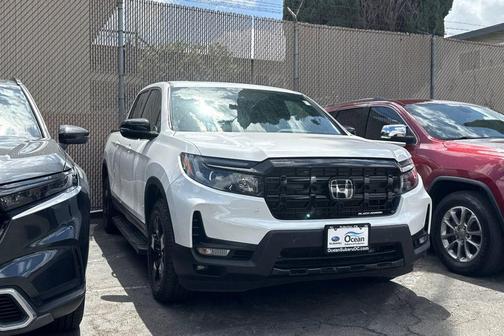 Platinum White Pearl 2025 Honda Ridgeline Black
