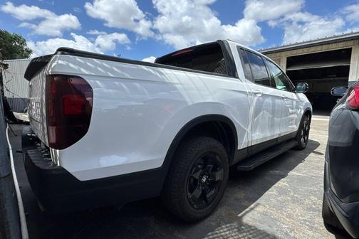 Platinum White Pearl 2025 Honda Ridgeline Black