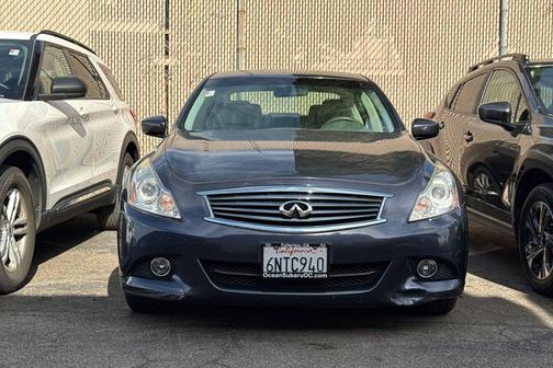Slate 2011 INFINITI G25 Base