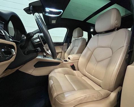 2021 Porsche Macan S