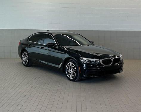 2020 BMW 530 530i