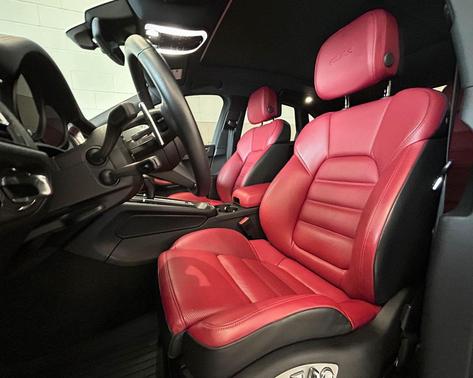 2023 Porsche Macan GTS