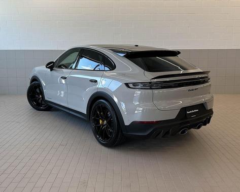 2025 Porsche Cayenne Turbo GT