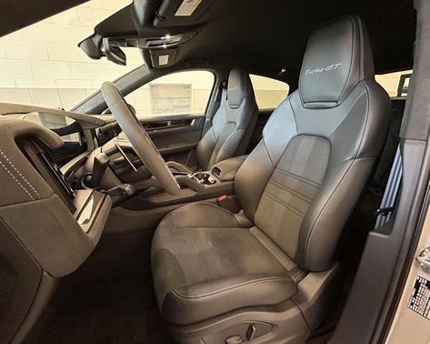 2025 Porsche Cayenne Turbo GT