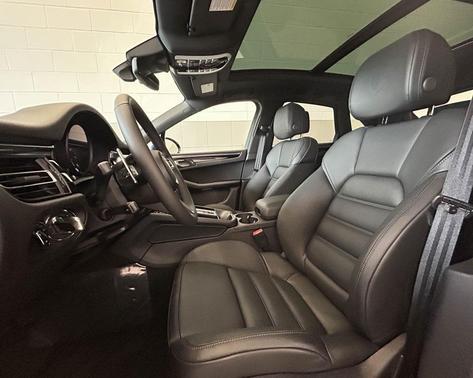 2026 Porsche Macan T