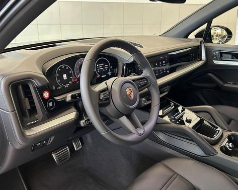2025 Porsche Cayenne S
