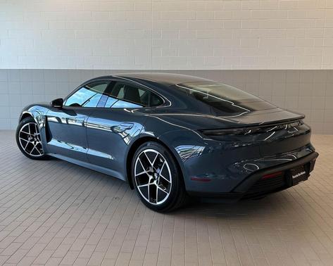 2025 Porsche Taycan 4