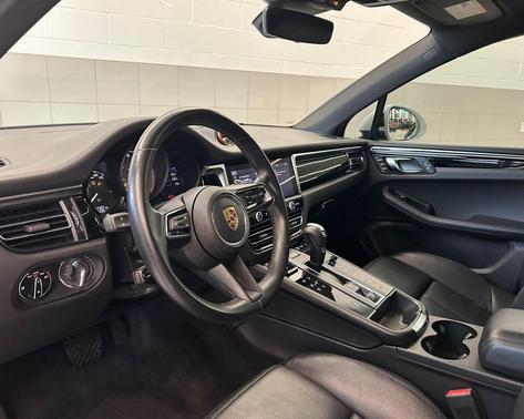2022 Porsche Macan S
