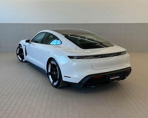 2025 Porsche Taycan 