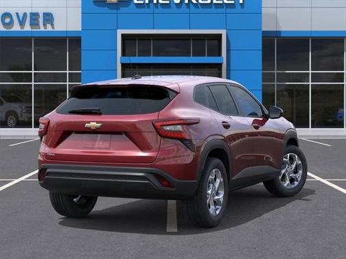 2025 Chevrolet Trax LS