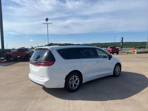 2023 Chrysler Pacifica Limited
