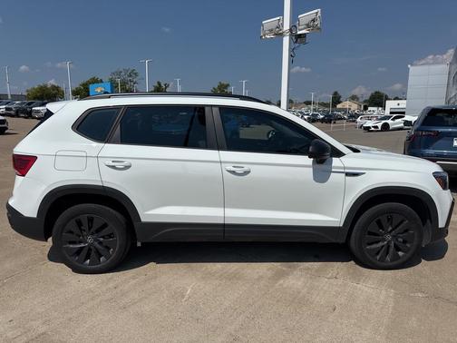 2022 Volkswagen Taos 1.5T S