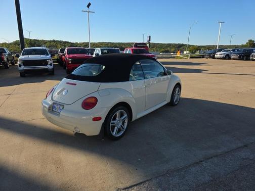 2005 Volkswagen New Beetle GLS 1.8T