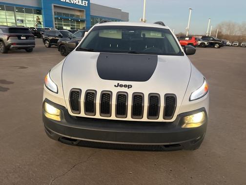 2016 Jeep Cherokee Trailhawk