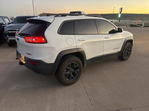 2016 Jeep Cherokee Trailhawk