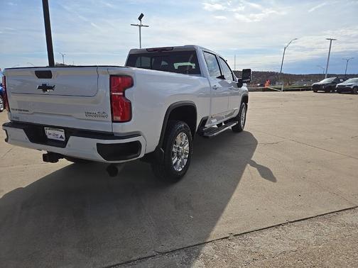 2025 Chevrolet Silverado 2500 High Country