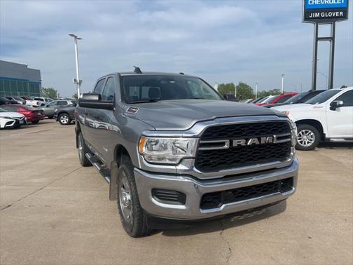 2020 RAM 2500 Tradesman Crew Cab 4X4 6'4' Box