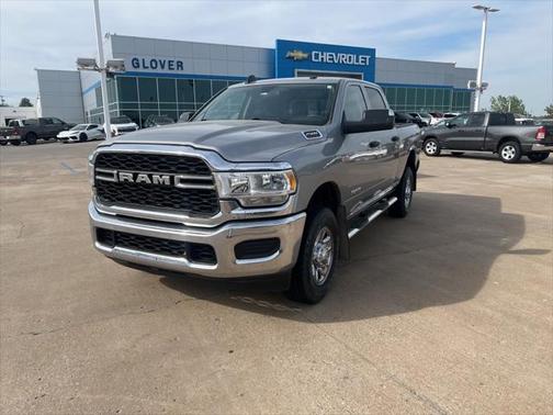 2020 RAM 2500 Tradesman Crew Cab 4X4 6'4' Box