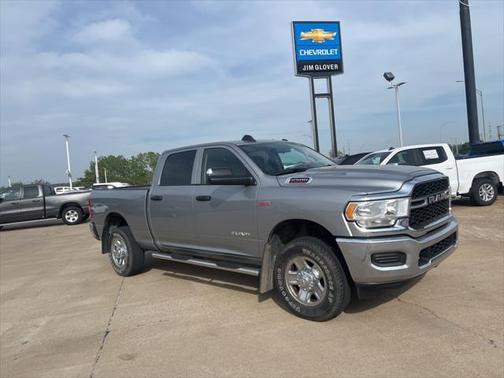 2020 RAM 2500 Tradesman Crew Cab 4X4 6'4' Box