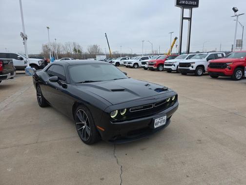 2018 Dodge Challenger SXT