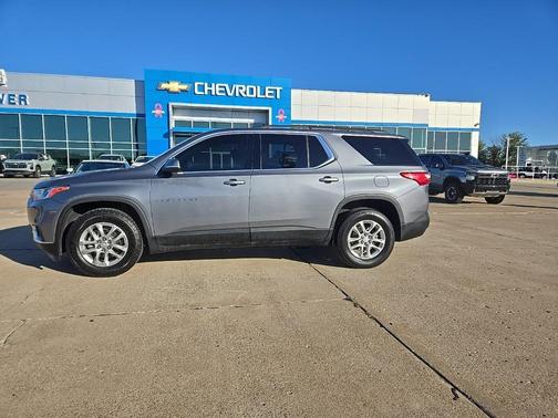 2021 Chevrolet Traverse LT Leather