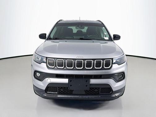 Billet Silver Metallic Clearcoat 2022 Jeep Compass Latitude