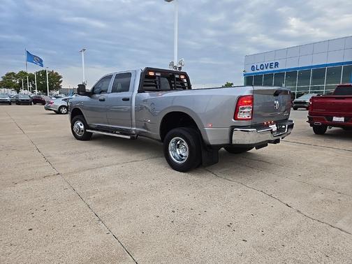 2024 RAM 3500 Tradesman Crew Cab 4x4 8' Box