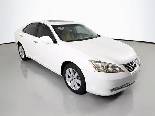 White 2007 Lexus ES 350 Base