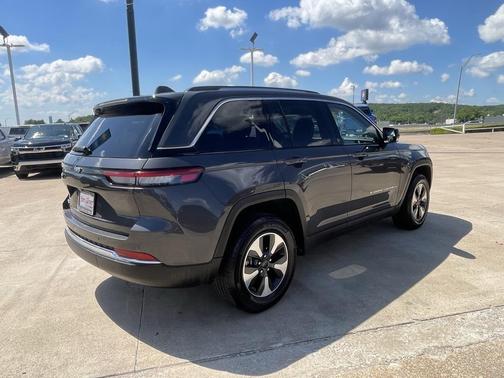 2023 Jeep Grand Cherokee 4xe Base