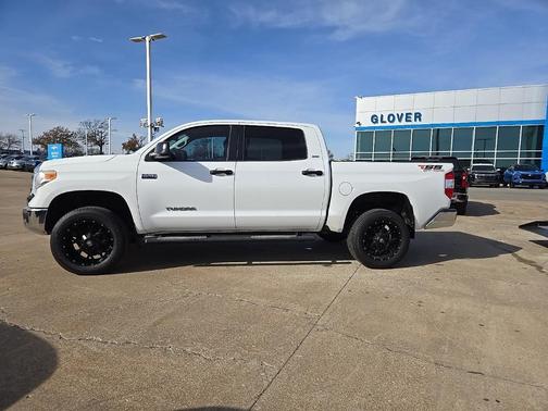 2016 Toyota Tundra SR5
