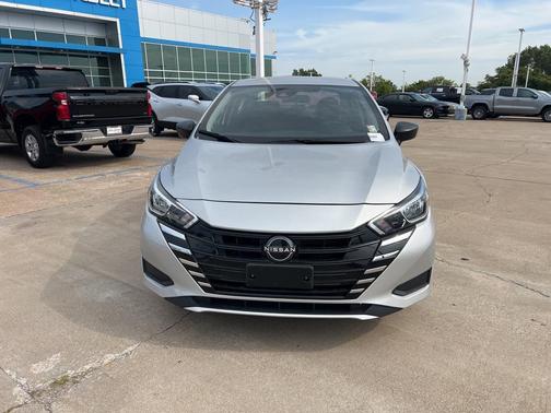 2023 Nissan Versa 1.6 S