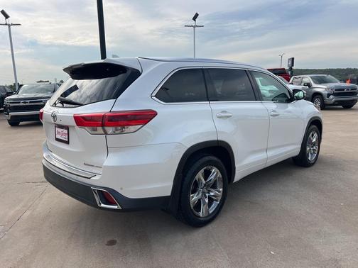 2017 Toyota Highlander Limited