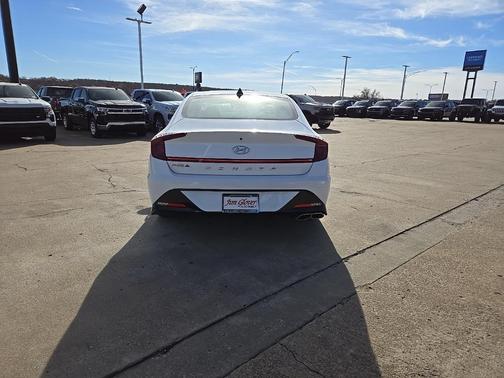 2023 Hyundai SONATA SEL