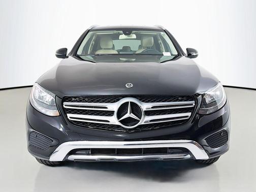White 2019 Mercedes-Benz GLC 300 4MATIC