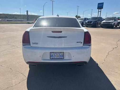 2021 Chrysler 300 S