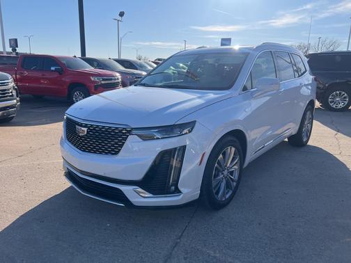 2024 Cadillac XT6 Premium Luxury FWD