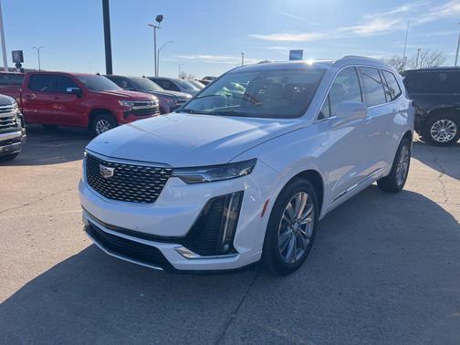 2024 Cadillac XT6 Premium Luxury FWD