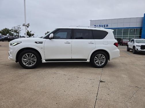 2019 INFINITI QX80 Luxe