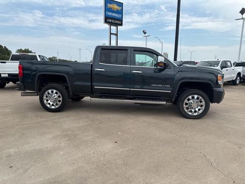 2017 GMC Sierra 2500 Denali